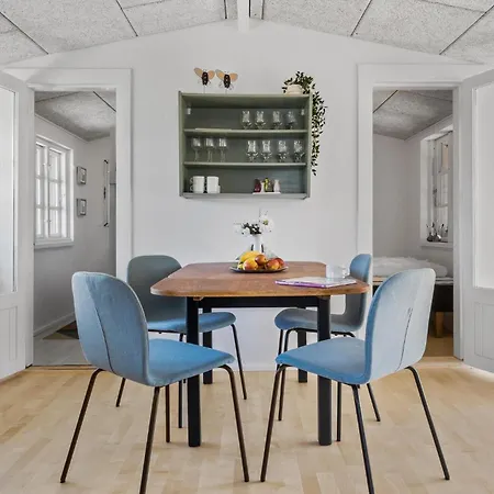 3 Bedroom Gorgeous In Hébergement de vacances *